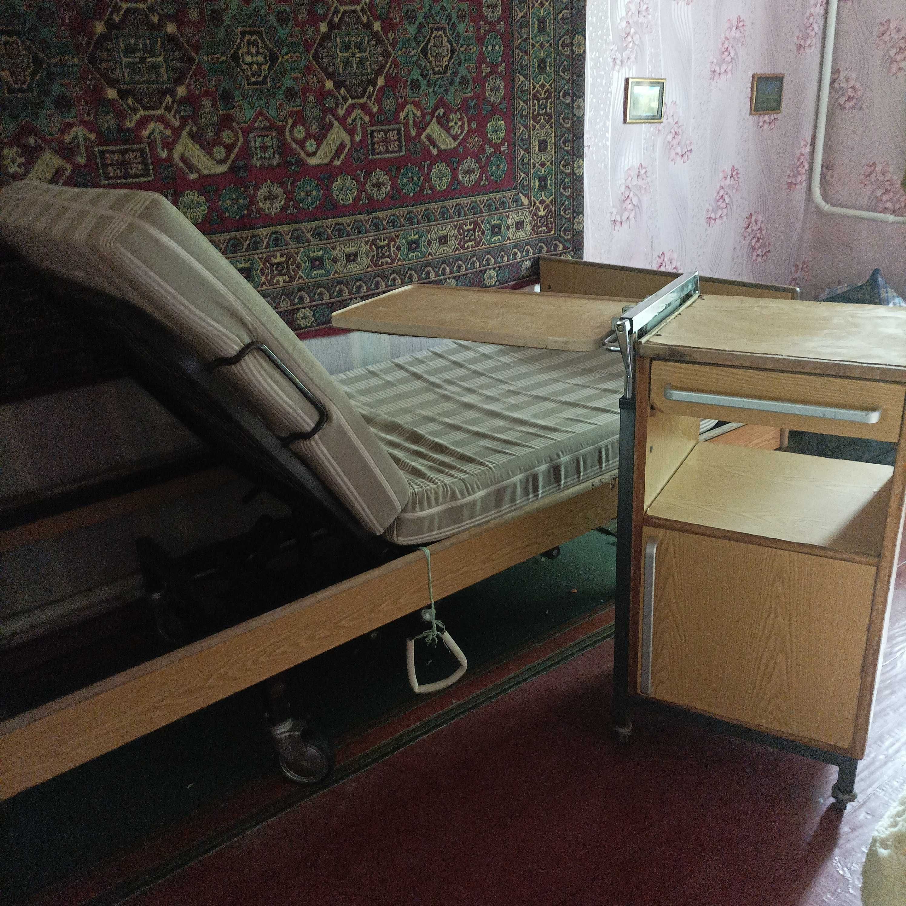 Ліжко реанімаційне
