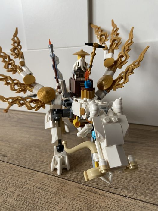 Lego 70734 - Smok mistrza Wu