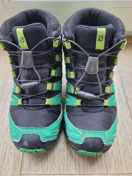 Salomon r.32 buty trekkingowe na jesień/zimę.