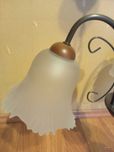 lampa sufitowa żyrandol i lampa stołowa