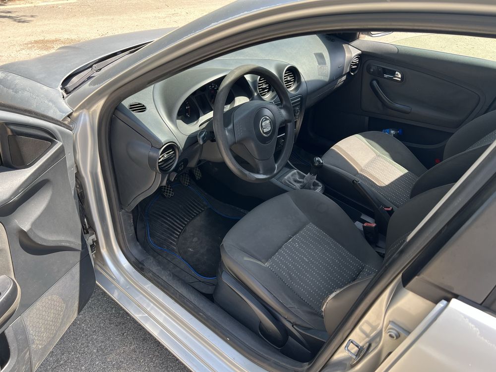 Seat ibiza 2004 gasolina