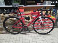 Specialized tarmaca s 52 ultegra e rodas ksyrium disco