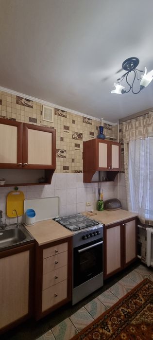 Оренда однокімнатної квартири на Шуменському . Перший поверх .