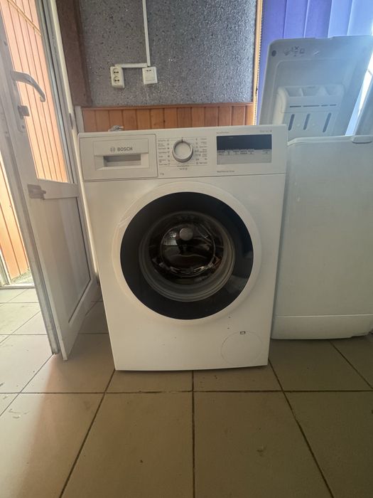 Пральна машинка стіралка BOSH