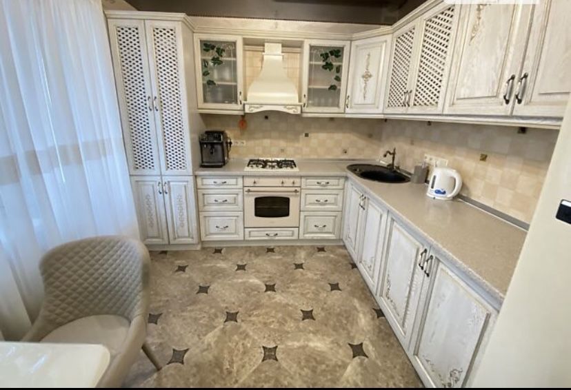 Квартира 4 кімнати