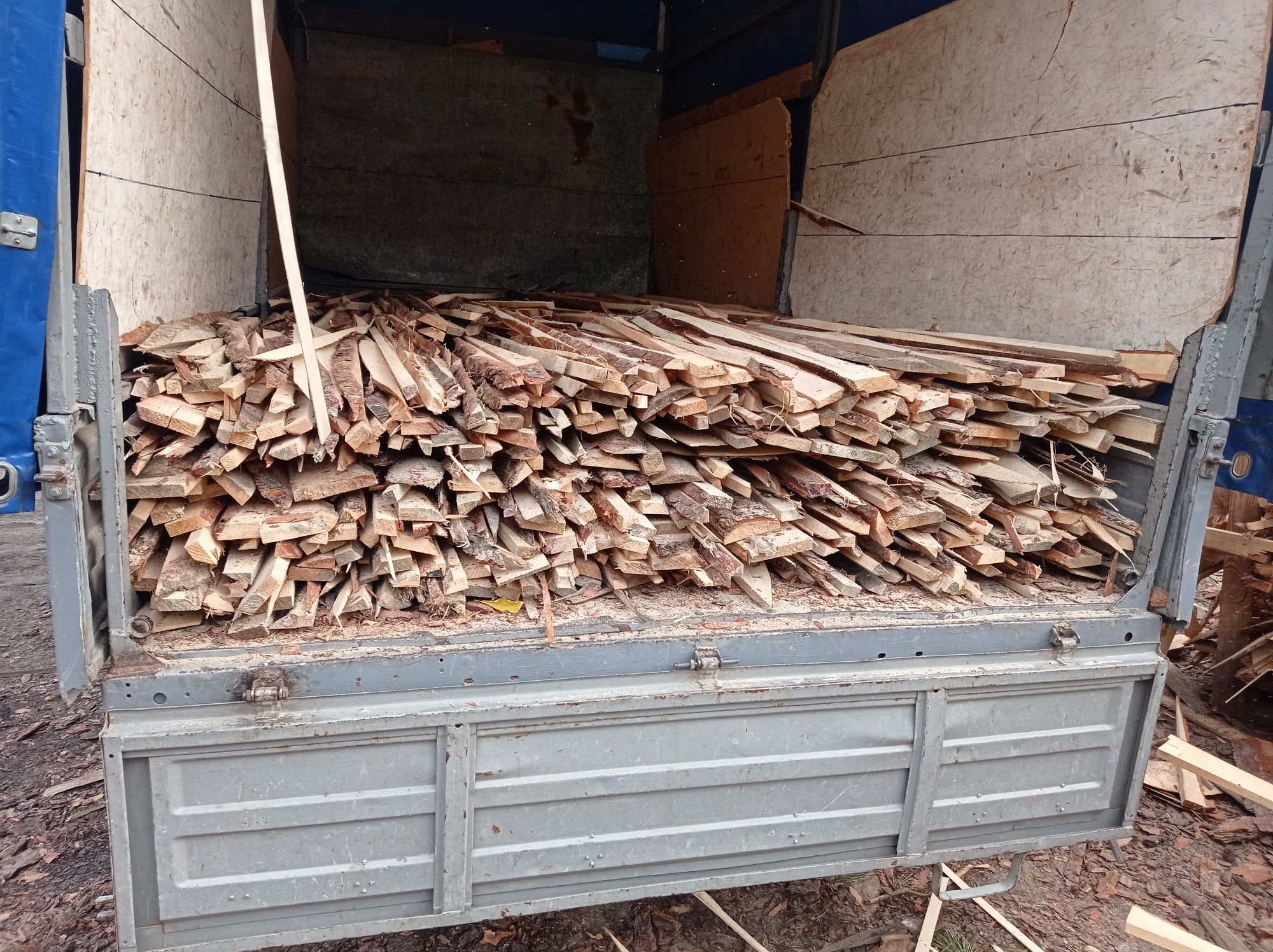 Продам/Дрова/ Днепр3700-9,3 м3 от 250 грв =1м3