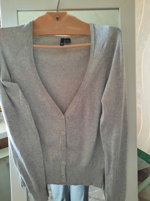 Кофта на пуговицах