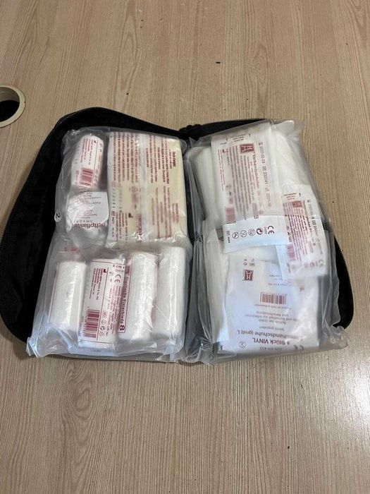 Компрессор підкачки шин аптечки аварійні знаки VAG