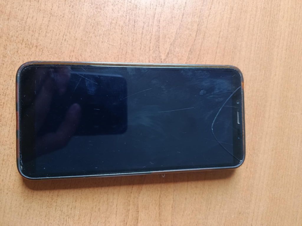 Telefon Cubot x19
