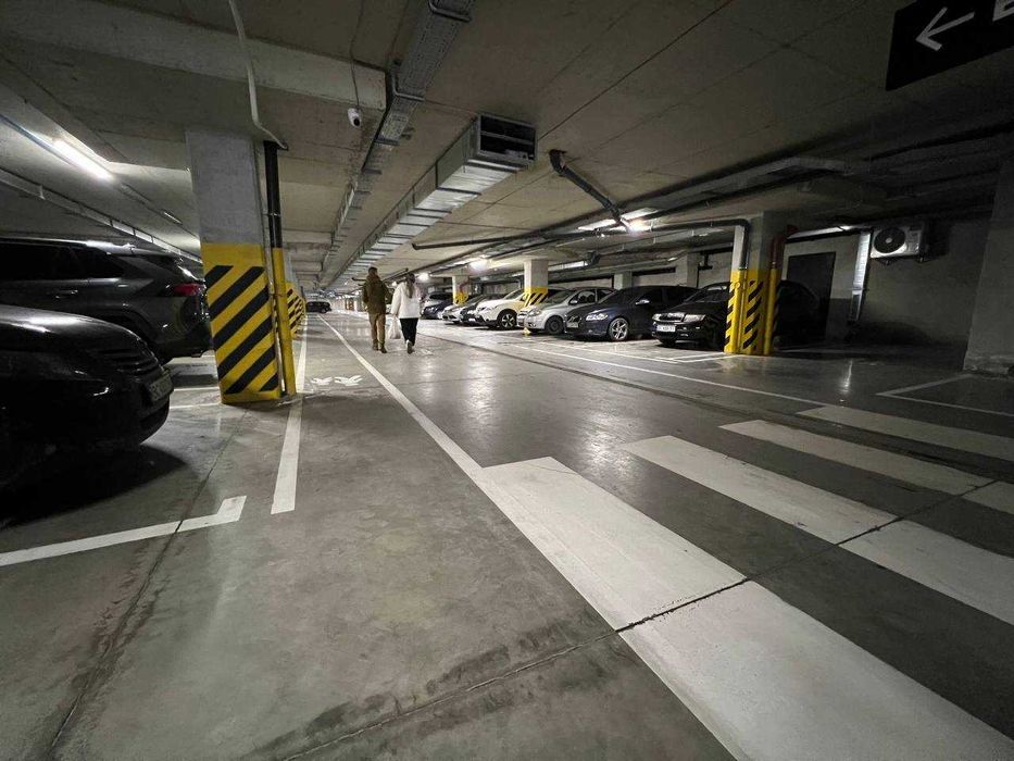 Приміщення  від 17 м². Оренда приміщення в ТЦ MAC WAY 20км до кордону