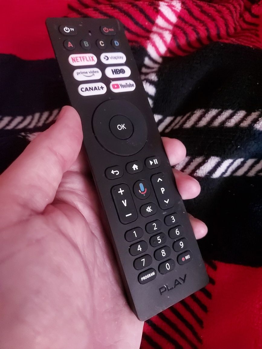 Pilot PLAY Box TV New ORYGINAŁ !!!  Nowe gwarancja