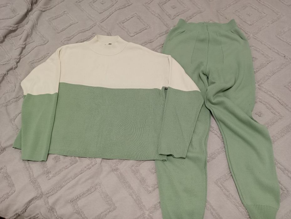 Теплий костюм розмір М