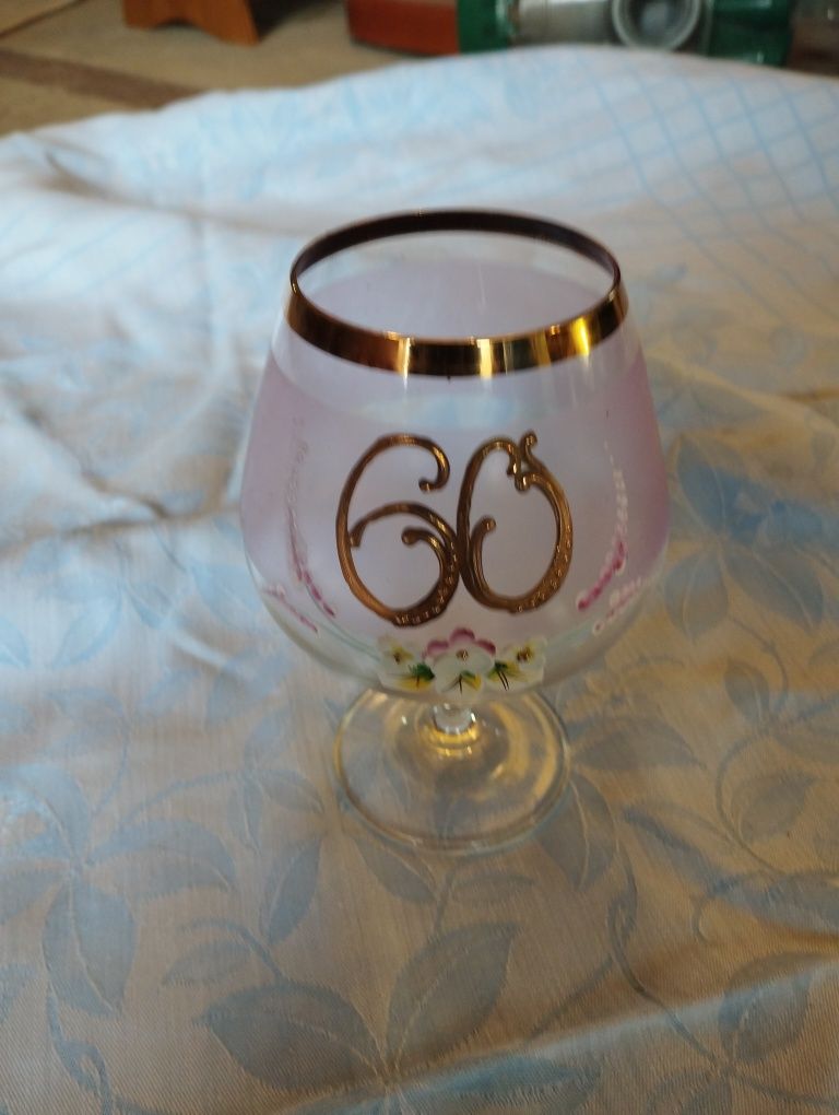 60 urodziny kieliszek