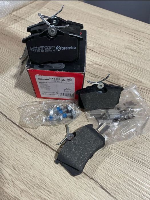 Pastilhas de travão eixo traseiro/Bremo