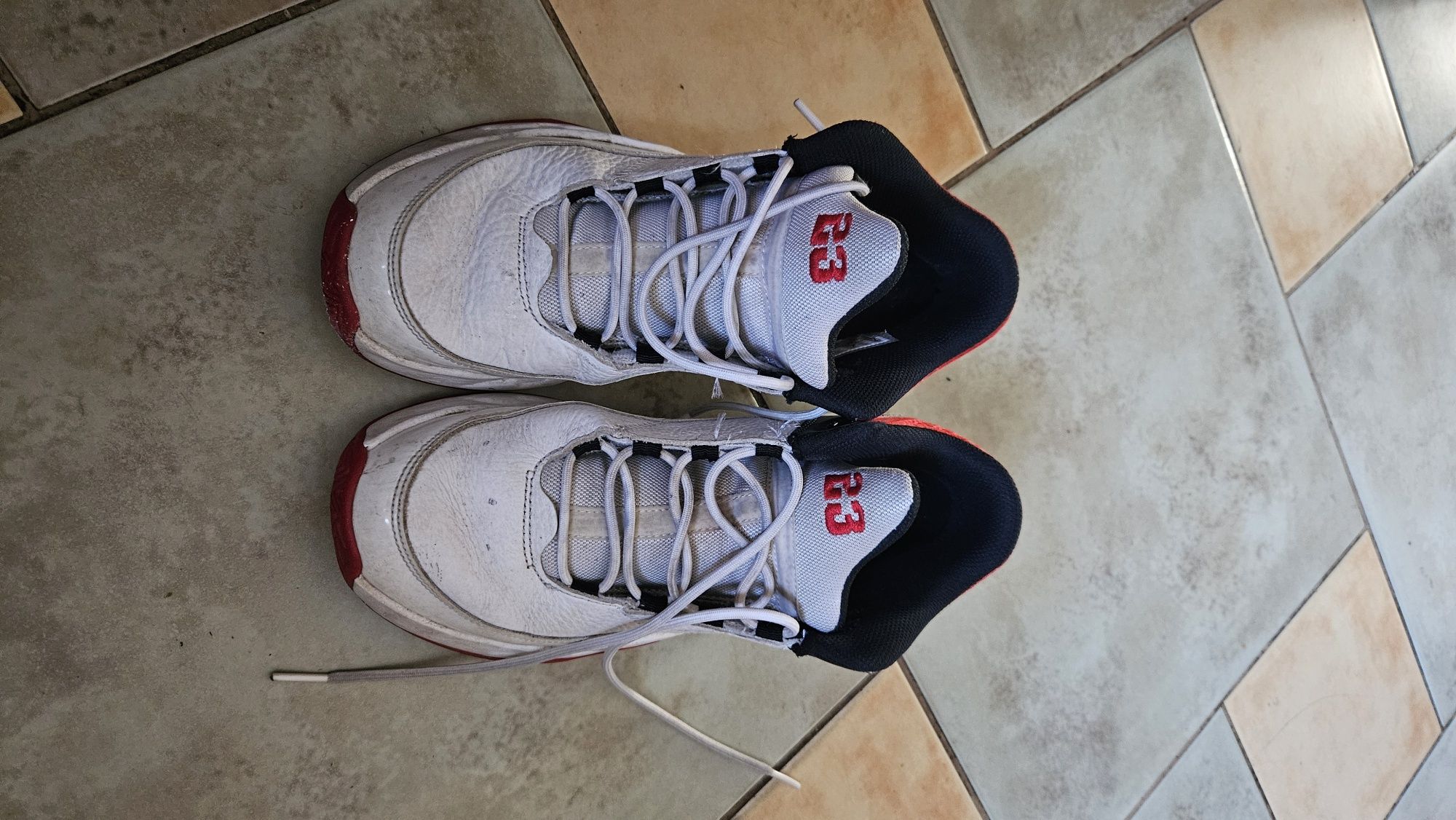 Buty do chodzenia męskie Nike Jordan Max Aura 3