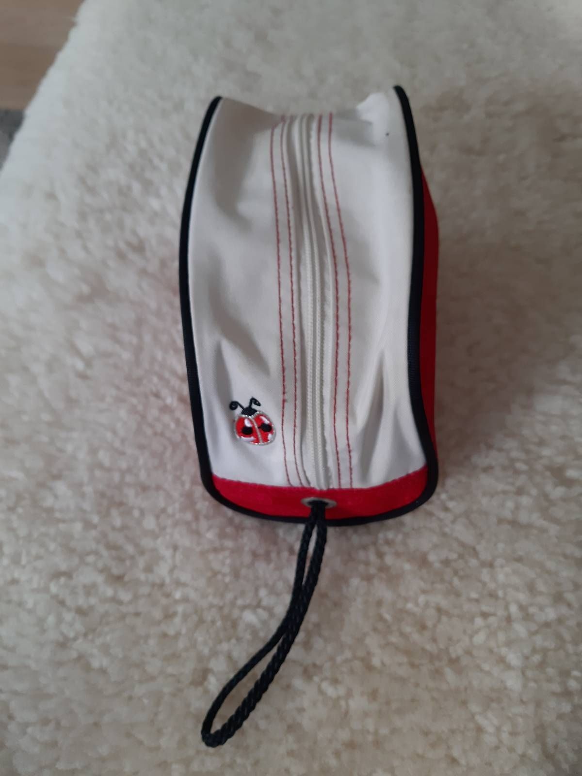 Torebka kosmetyczka piórnik czerwono-biała Scout