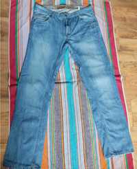 Oryginalne spodnie jeansowe Cropp Denim roz. 36/34