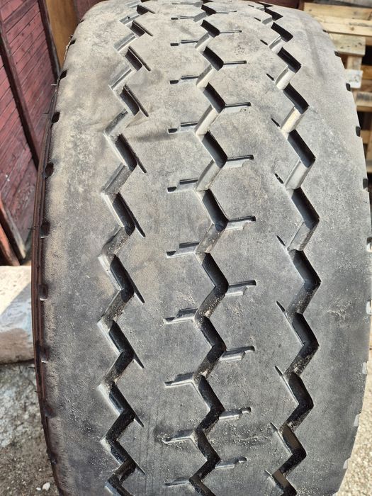Opona 425/65r22.5