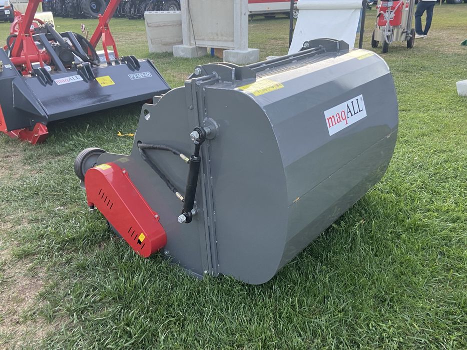 triturador agricola com cesto recolha e abertura hidraulica