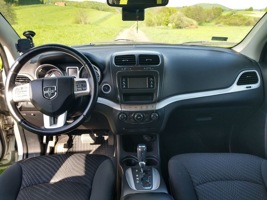 Dodge Journey 2012rok  2,4 benzyna+gaz ,automat