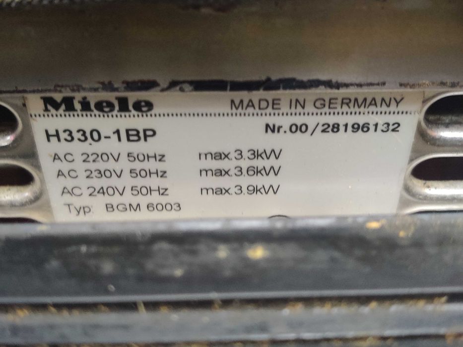 piekarnik miele h330-1bp 230V