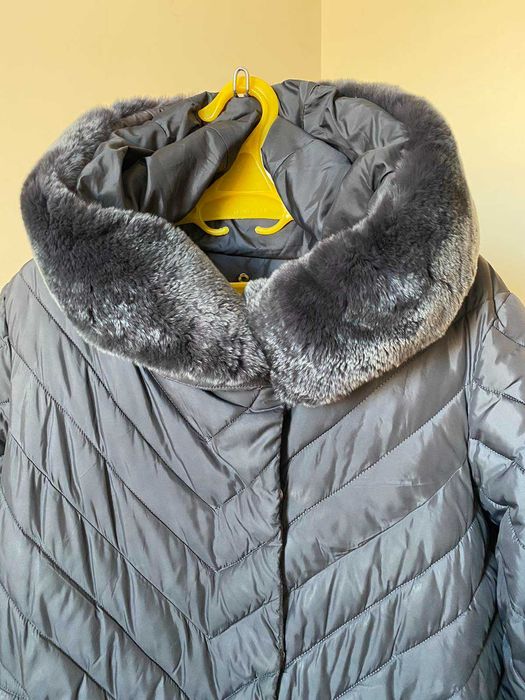 Тепле стьобане жіноче пальто