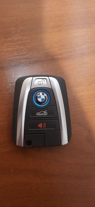 Ключ  от авто BMW i8