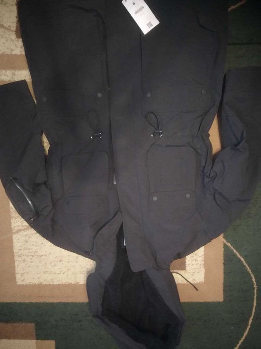 Парка  зимова тепла куртка Bershka Бершка р. С більшомірить