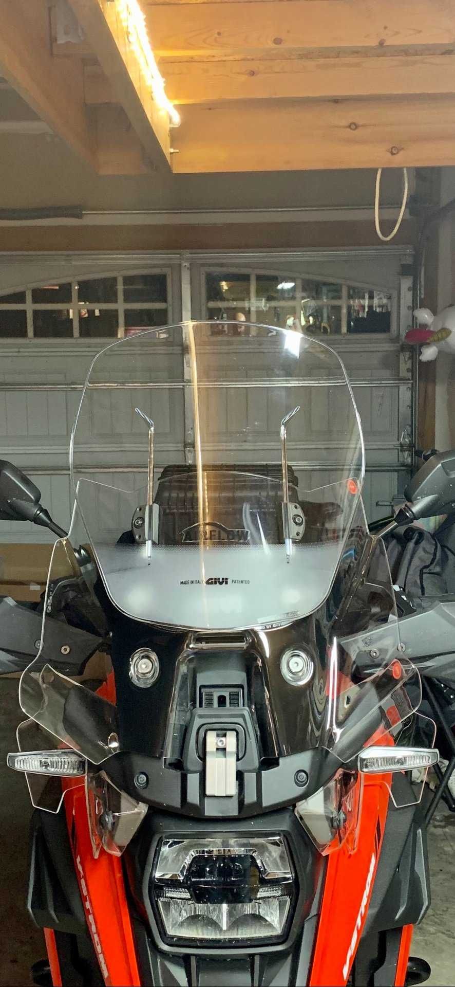 AF3117 V-STROM 1050 ( 2020>2023) GIVI szyba regulowana AIRFLOW KAF3117