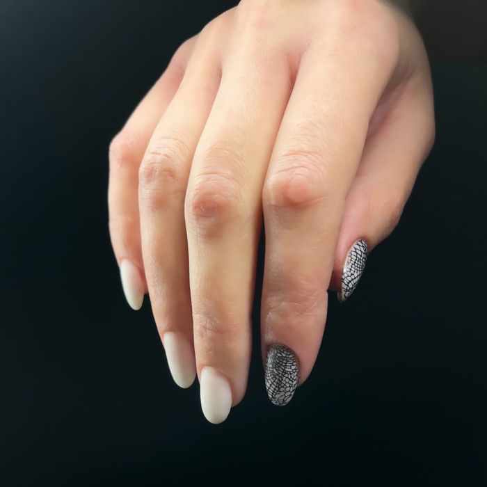 Манікюр. Чистка + покриття.                      Педикюр - пальчики