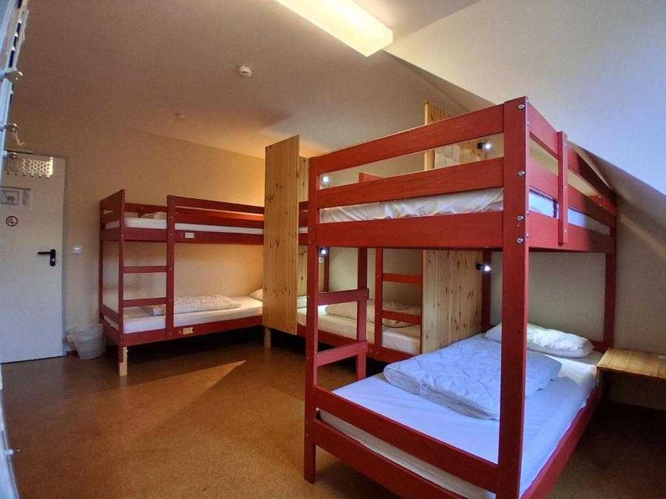 Гуртожиток європейського рівня біля метро Позняки Лівий берег у Києві!