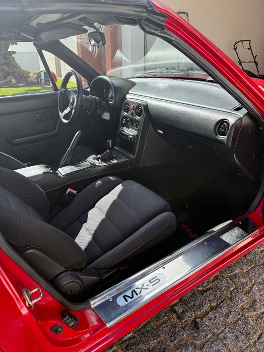 Mazda MX-5 NA “Miata”