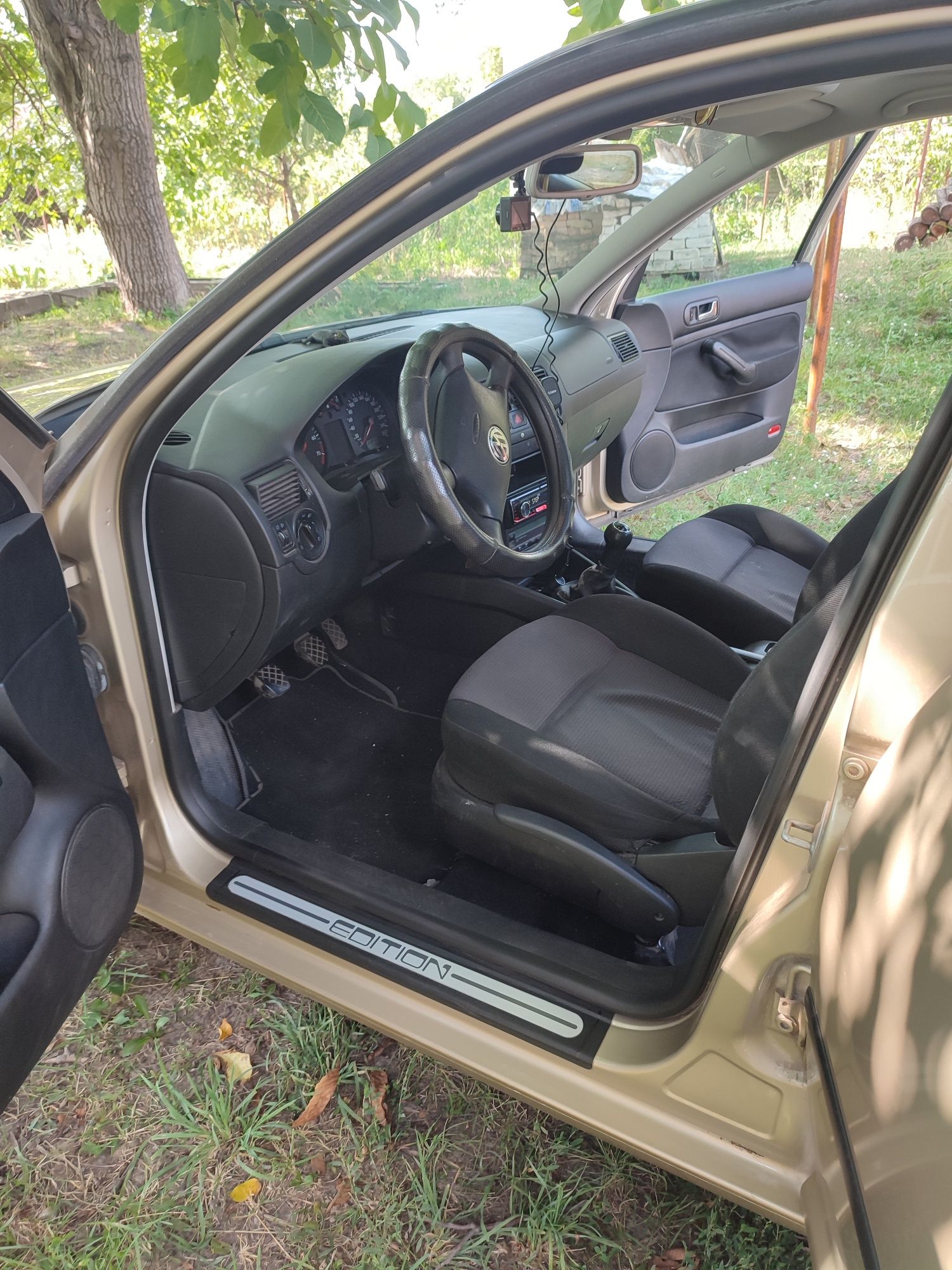 Продам гольф 4 1.6 16v