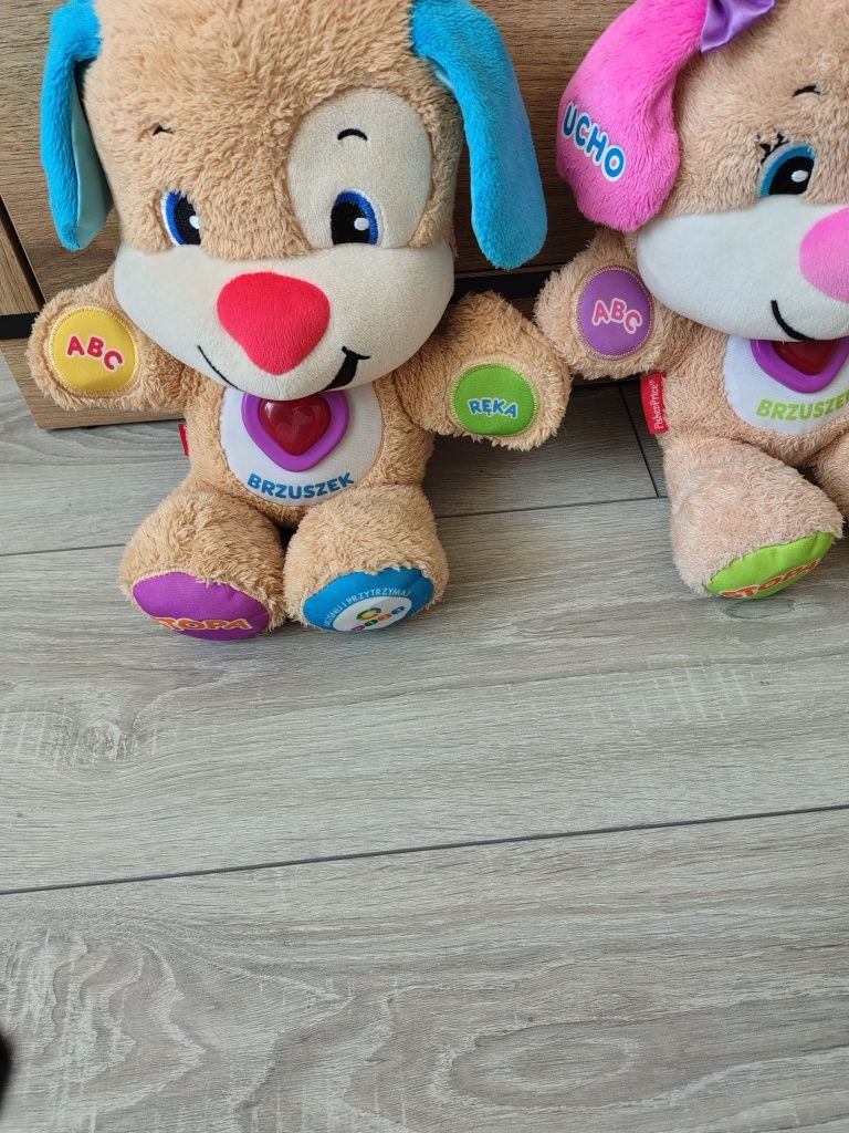 Dwa misie Fisher Price .
