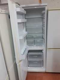 Холодильник Bosch. Б/У, отлично морозит