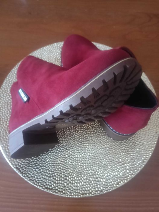 Botin com fecho sola borracha