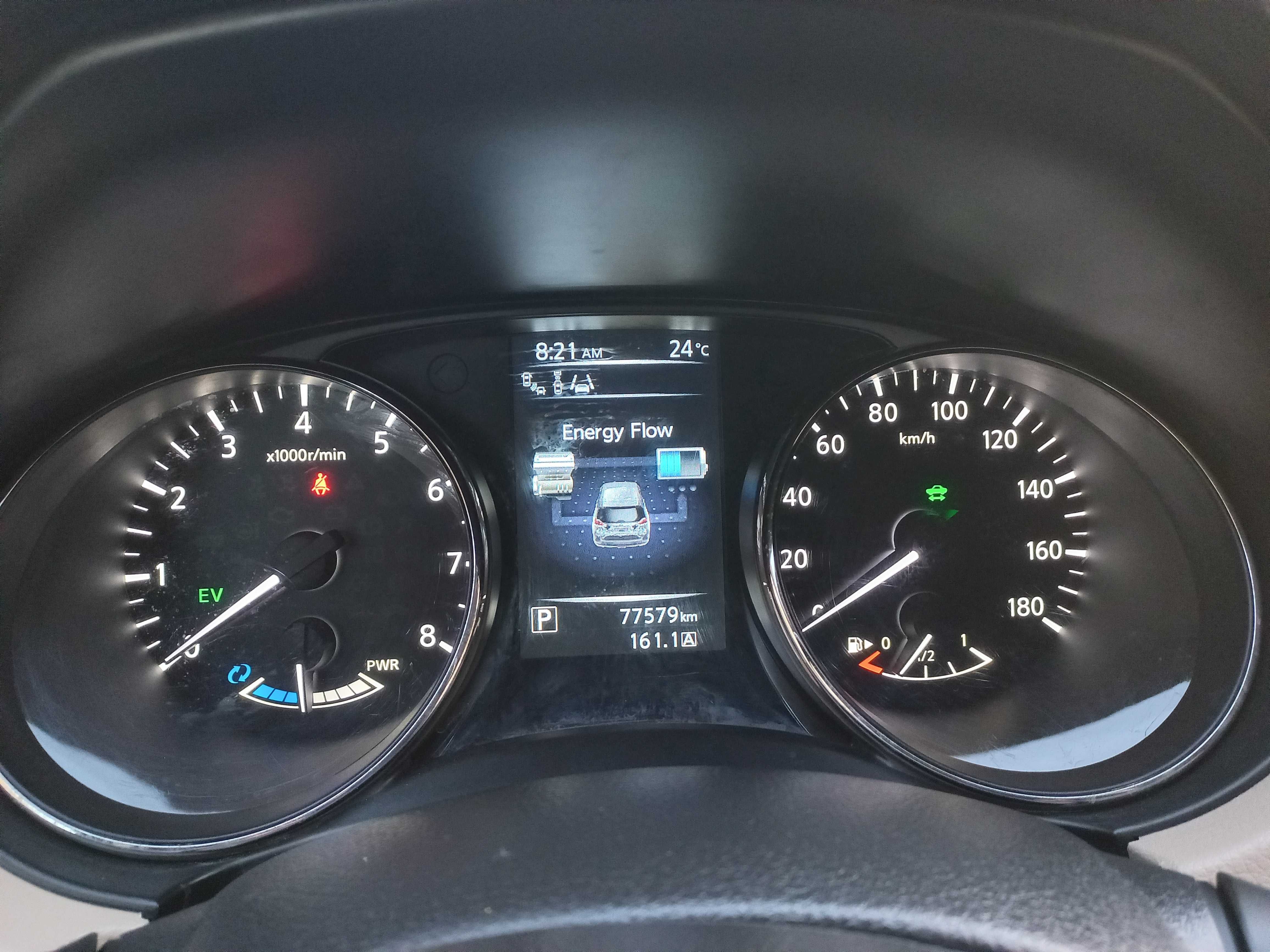 Продам Nissan X-trail Гібрид