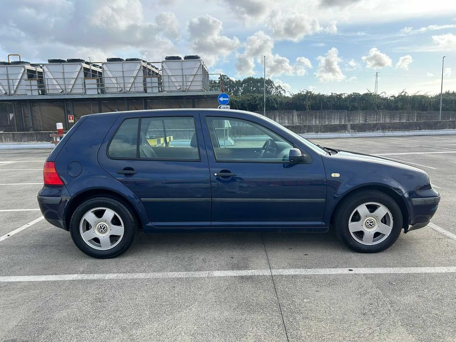 VW Golf IV – 1.4 Gasolina – 173 mil km – Bom Estado