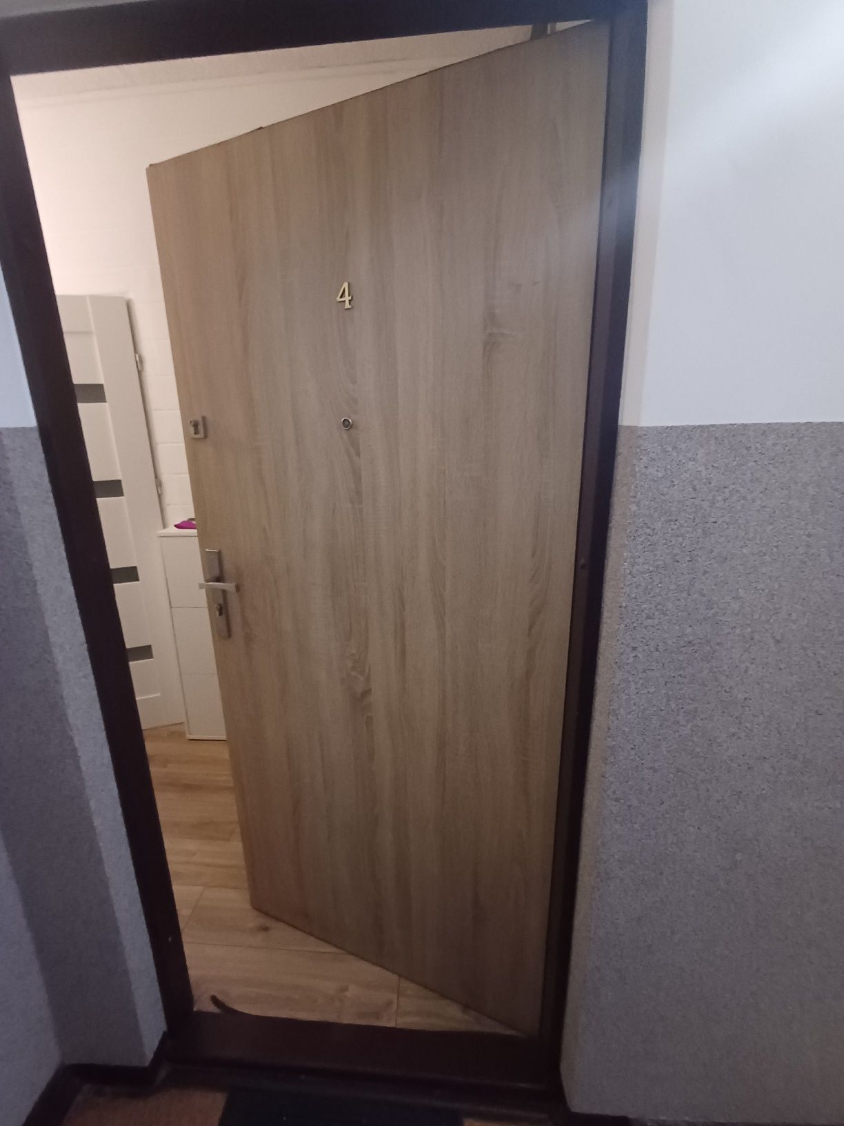 Drzwi zewnętrzne klatkowe 90cm. Lewe