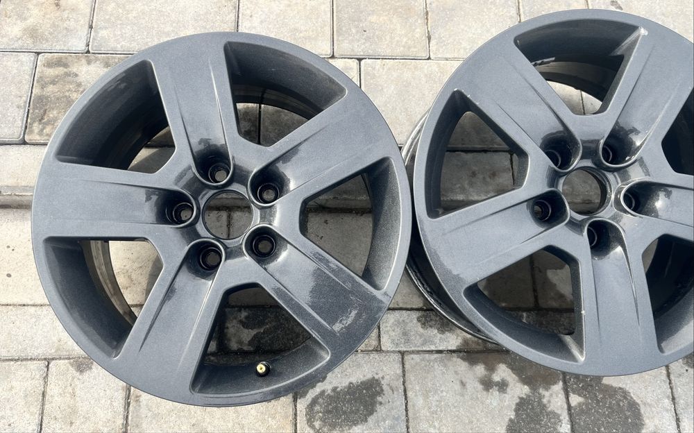 Продам тітани R16 5x112