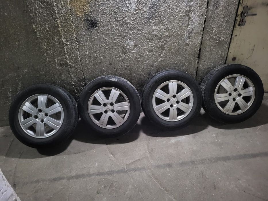 Alufelg z oponami - Dot22  4x100 komplet