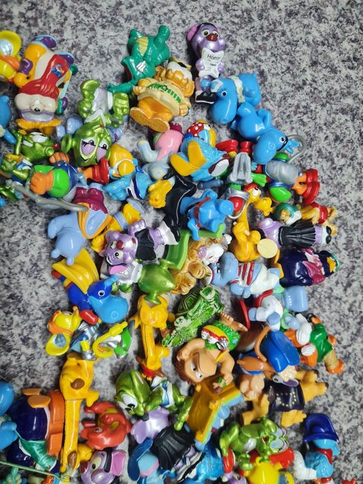 Figurki z Kinder niespodzianki