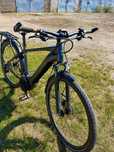 Rower elektryczny  Giant Explore E+ , rama M , koła 28”,2020 rok
