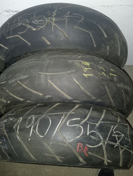 Lote90 pneus mota jante 17 /18 /19 /21