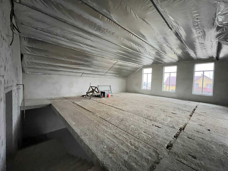 Оренда приміщення в с.Рясне-Руське, при трасі М10