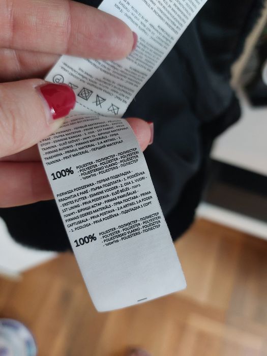 Sztuczne futro kurtka czarna