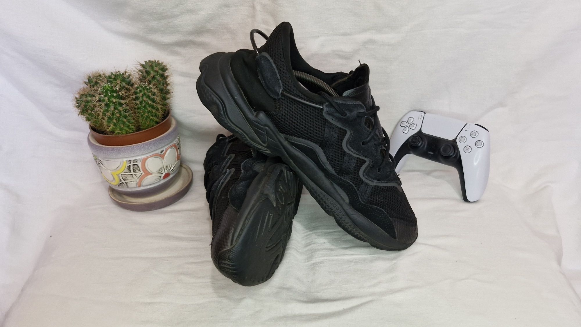 Кросівки Adidas Ozweego.Розмір 46