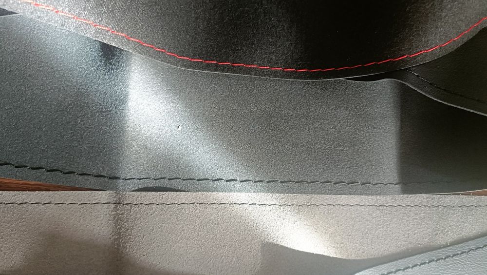 Capa de volante em pele, foles...