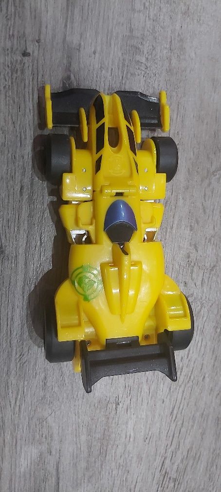 Transformers bumblebe żółty samochód auto robot