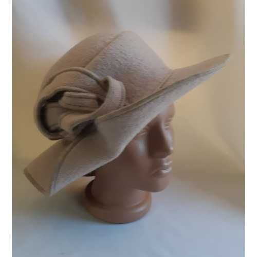 Шляпа женская шерсть-фетр